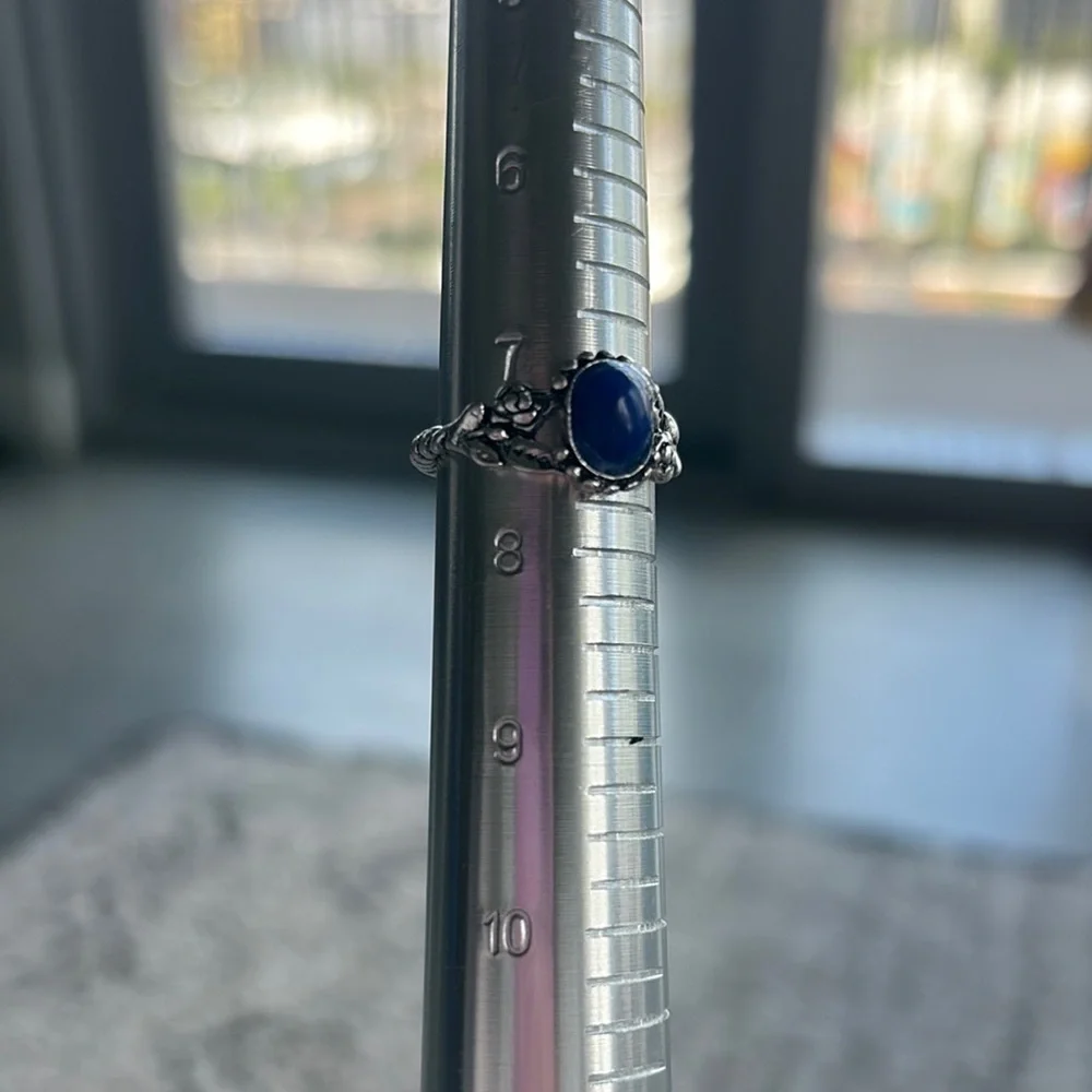 Silver Ring with faux sapphire blue stone vintage design